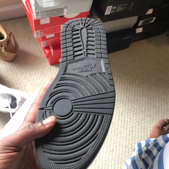 Jordan retro 1 - Picture 3 of 5